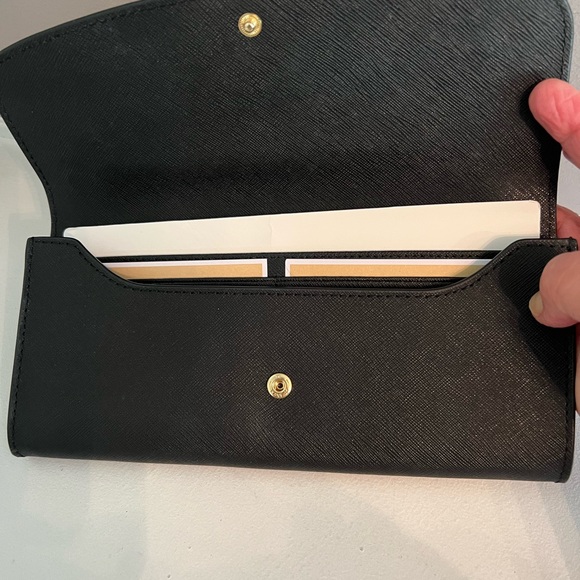 Michael Kors  Envelope Leather Wallet - Picture 2 of 10